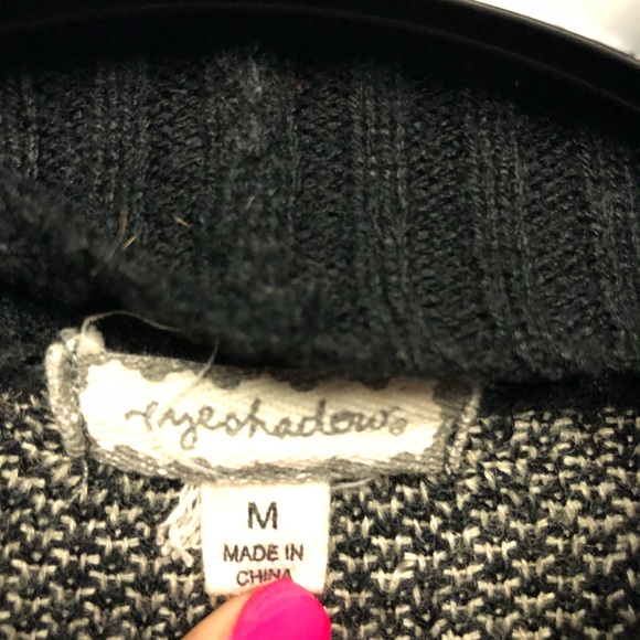 EYESHADOW Tribal Print Sweater - Picture 5 of 6